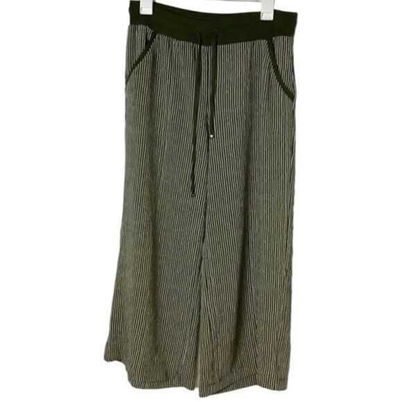 #139 MAX STUDIO wide leg cropped pants - Picture 1 of 6
